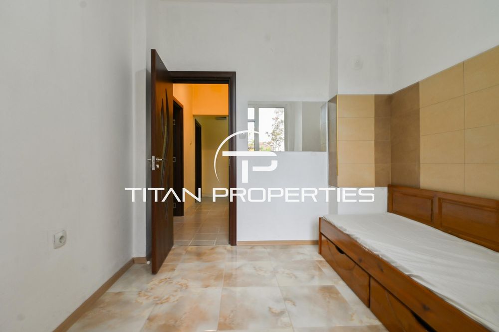 Тристаен, под наем, Център-ЦУМ