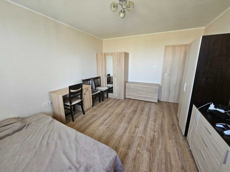 Тристаен апартамент