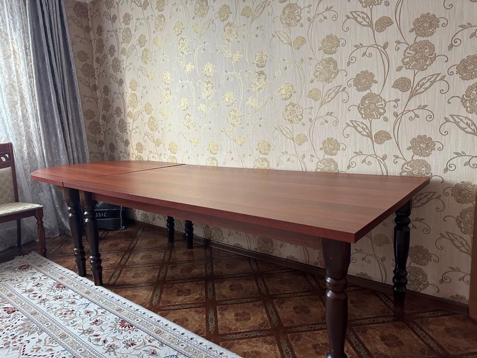 Продам стол в хорошем состоянии