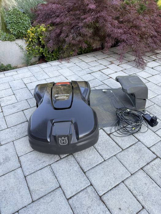 husqvarna automower 305 robot tuns iarba