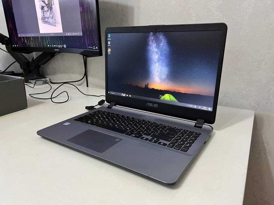 ASUS X507U / Core i5-8250U / MX130 / SSD + HDD