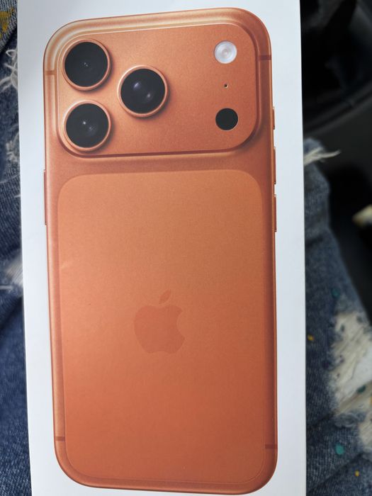 Iphone 17 pro max 256 cosmic orange sigilat !!!