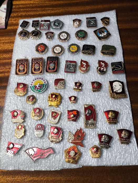 Значки времени СССР