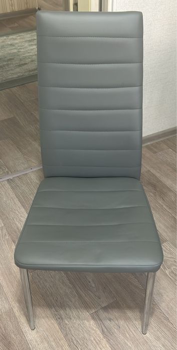 Продам стулья 4 штуки, район Северо-Восток