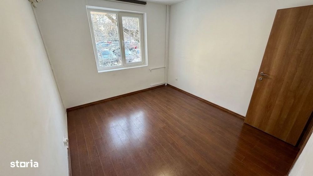 Apartament 4 camere Crangasi