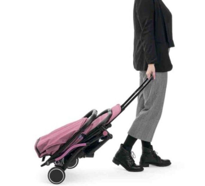 Продам коляску, удобная и легкая