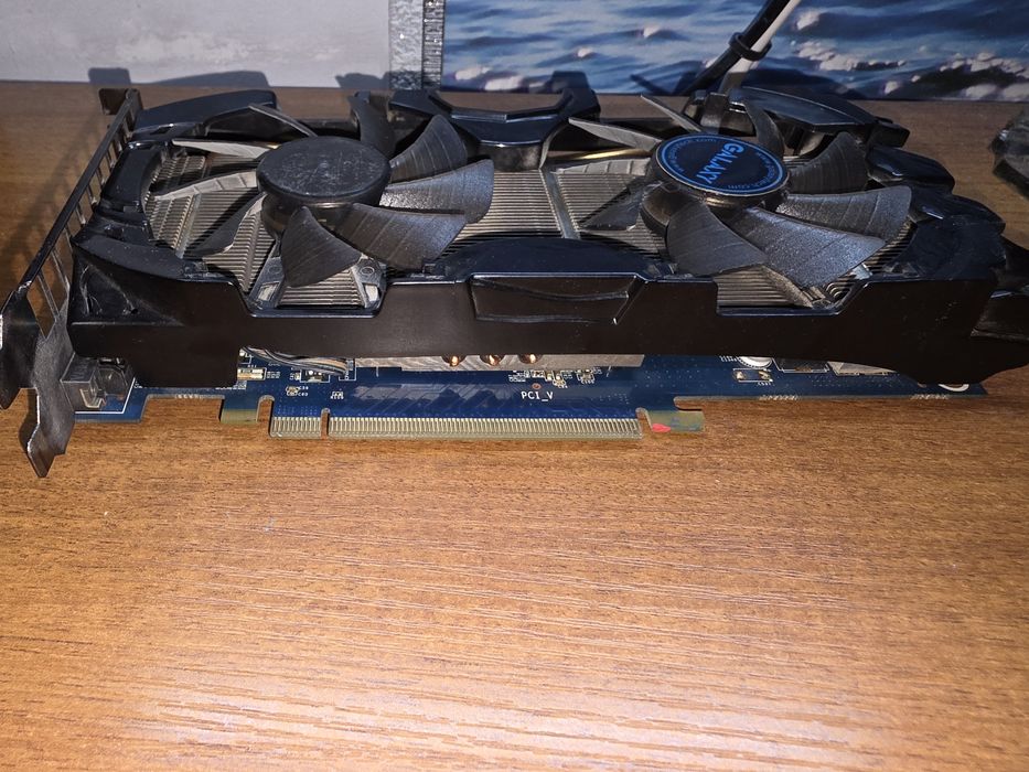 Видеокарта GTX 660 на 2 Гб