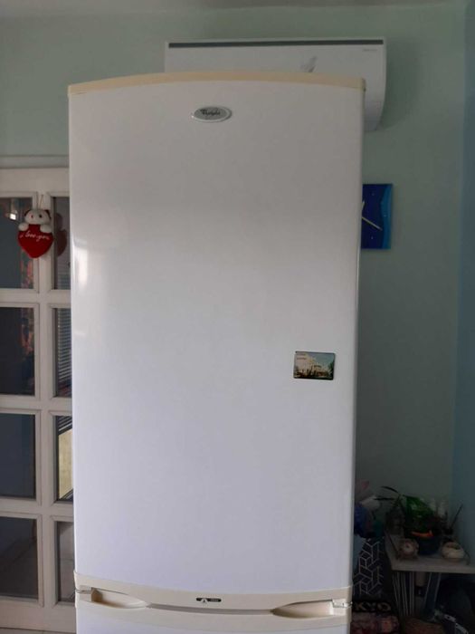 Хладилник Whirlpool