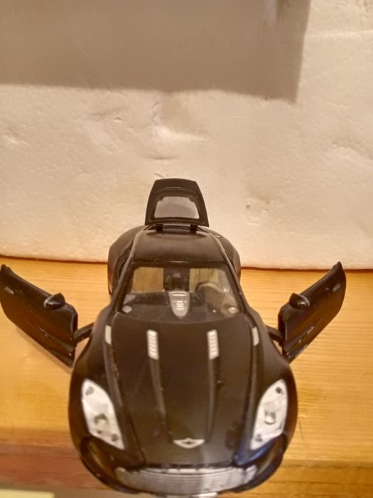 Модели машин разные