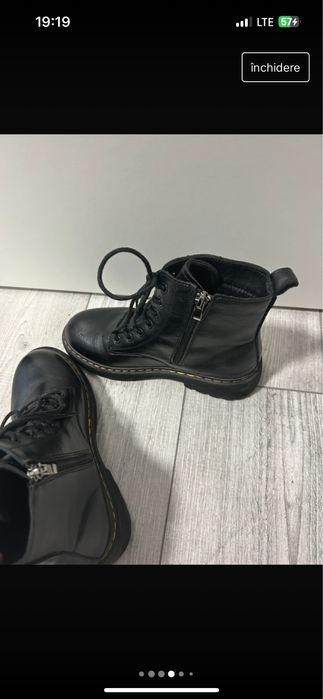 Bocanci imitatie de piele