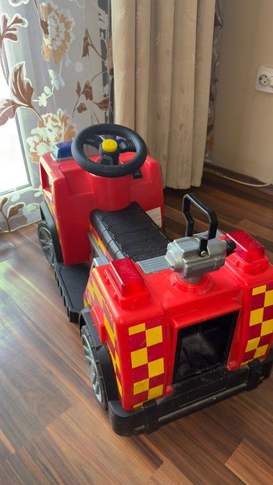 Mașină pompieri pentru copii