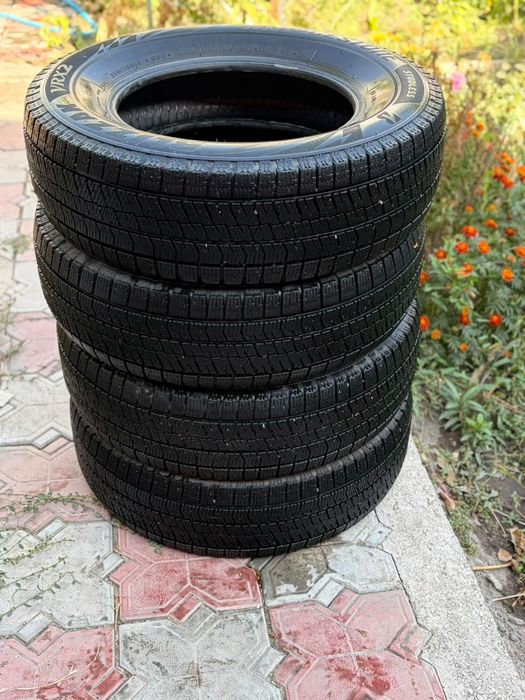 Продам шины 70000