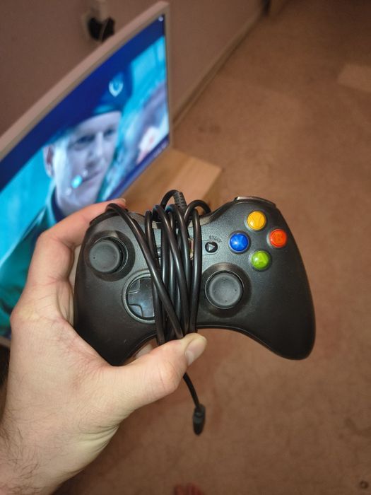 Контроллер DualSense , кронштейн под видеокарту .