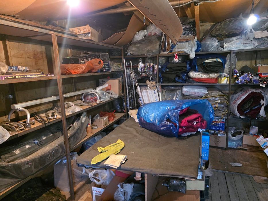 Продам гараж с автоасессуарами