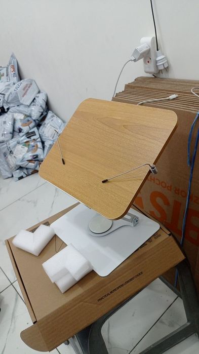 Лавх замонавий. Китоб, ноутбук ва планшет учун подставка.