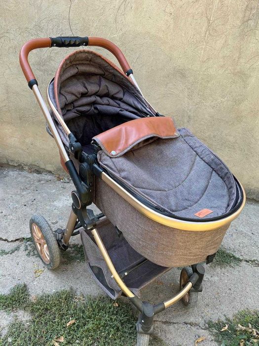 Детская коляска с амортами