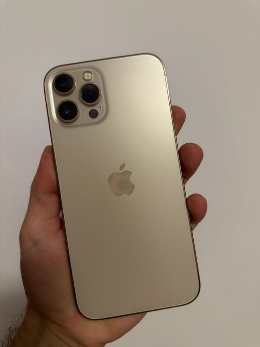 iPhone 17 pro max pentru recarosare