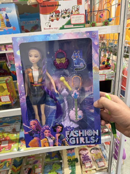 Кукли 30 см К-поп Демон хънтърс с аксесоари / K-pop Demon Hunters