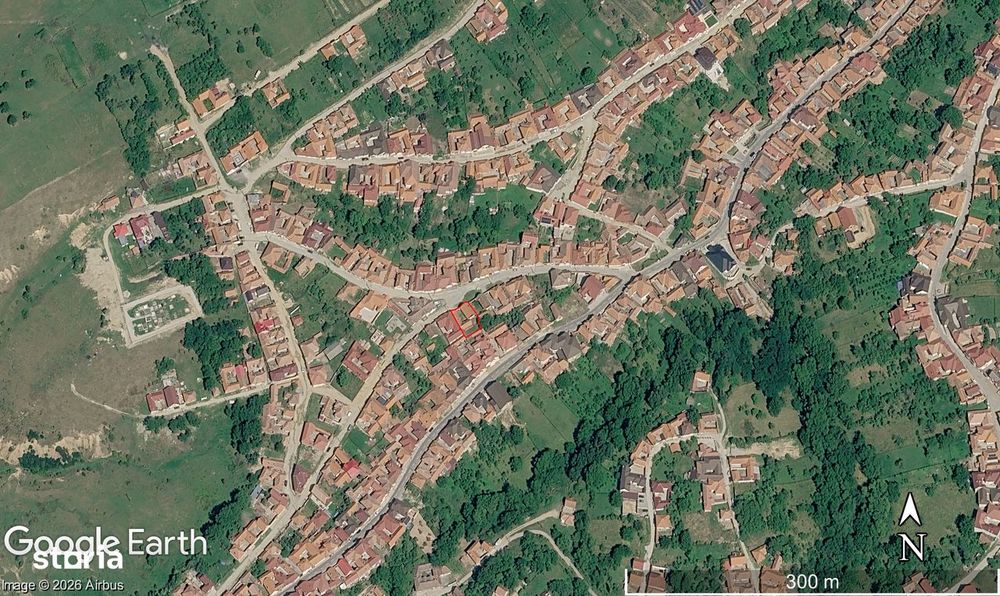 Casă cu curte și anexe în Poiana Sibiului