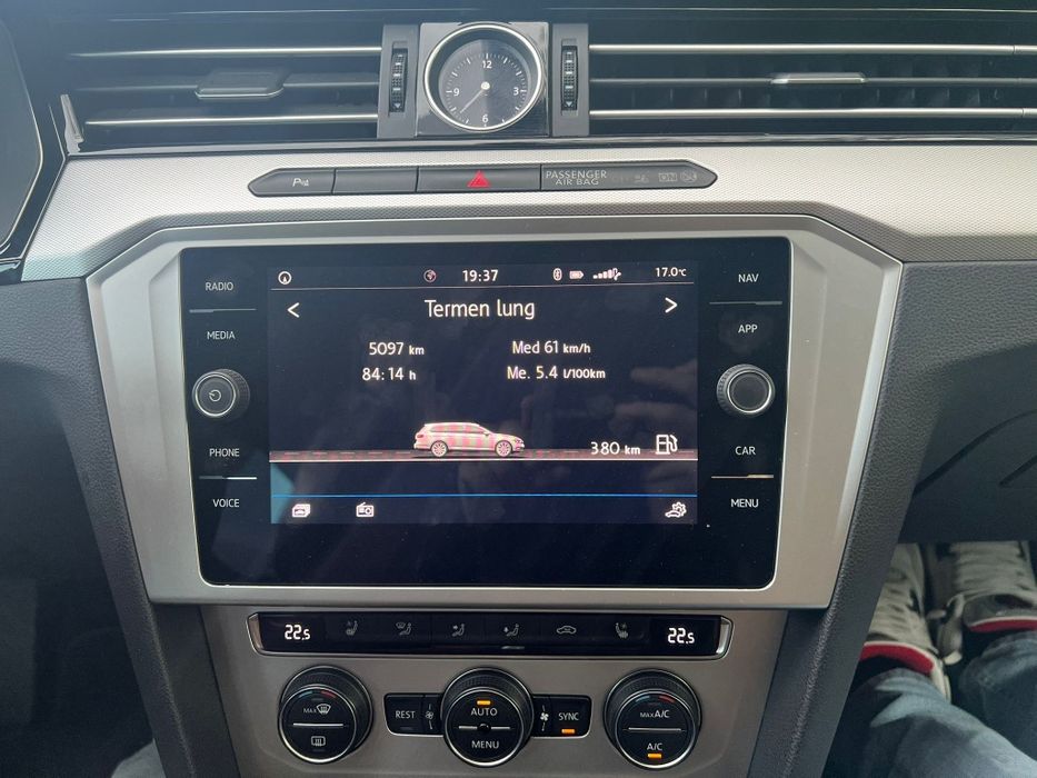 VOlKSWAGEN PASSAT COMFORTLINE 2018  •Ventilatie in scaune •DSG •ACC •D