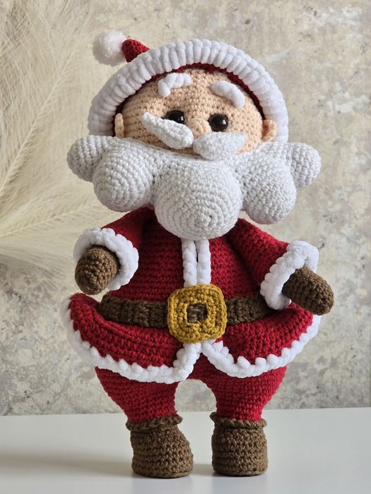 Ръчно плетен Дядо Коледа за домашен уют