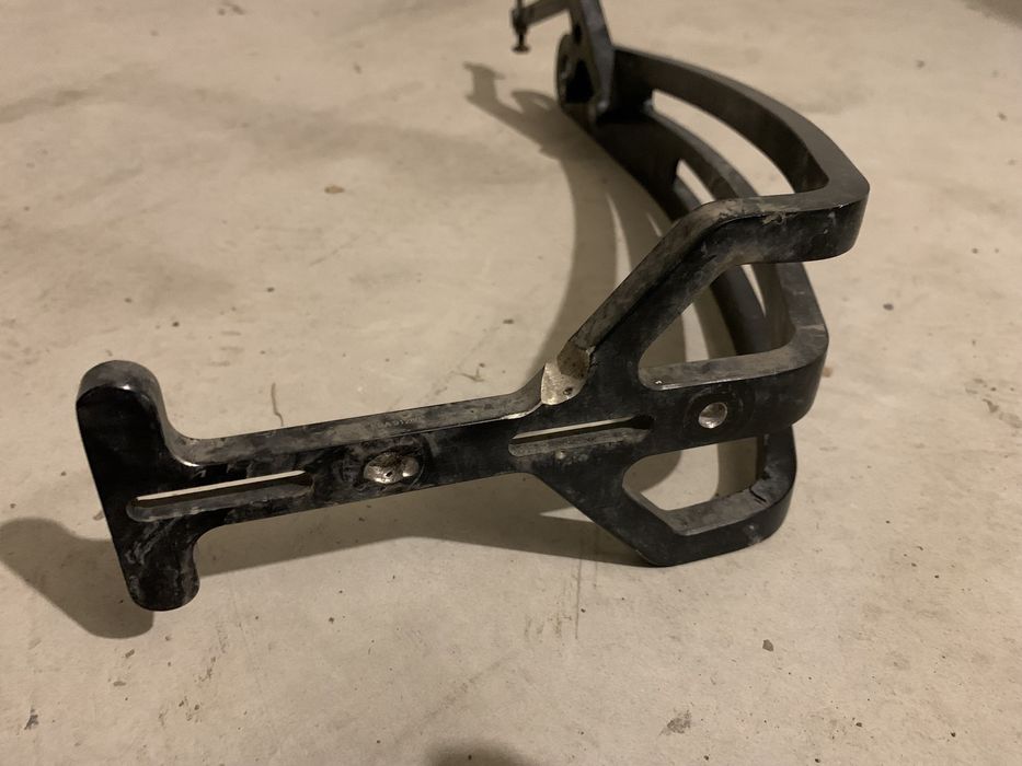 Стойка за номер на мотоциклет Rizoma, свалена от Harley-Davidson