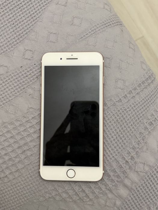 iPhone 7 plus golden rose