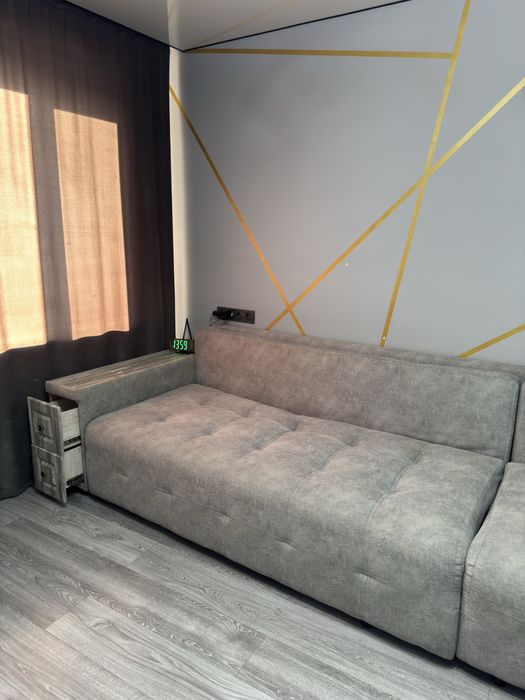 Диван продаю в хорошем состоянии !