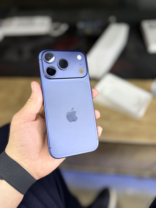 iPhone 17 Pro Blue 256gb