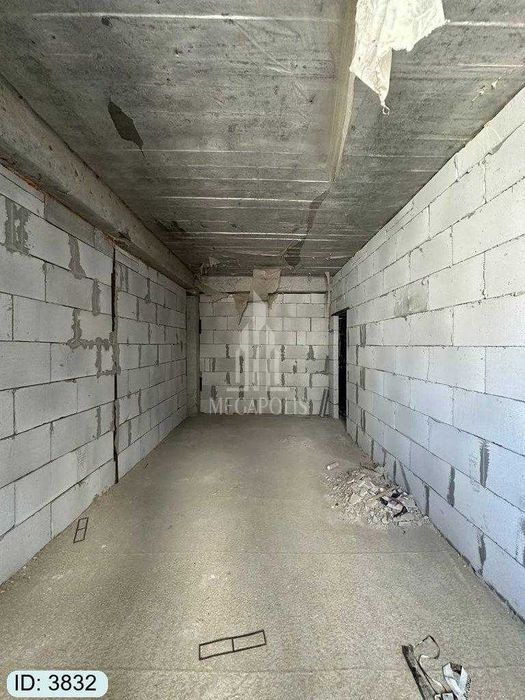 Buxoro shahri 7-chi  mikrda 1xona karobka sotiladi №3832