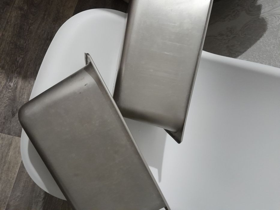 Продаём гастроёмкость 1,5 л. нержав.сталь,,.Торг