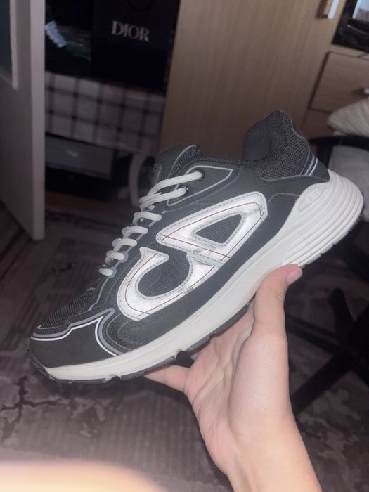 Dior B30