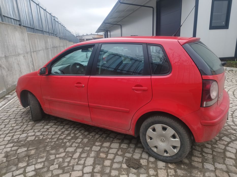 Продавам Vw Polo 1.2 бензин 2007г