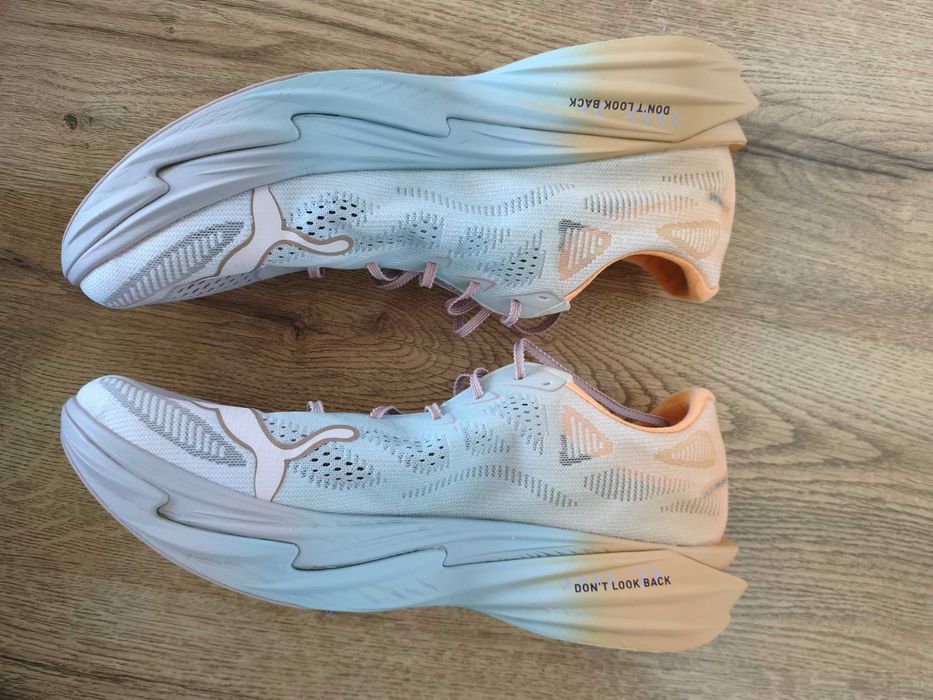 Обувки за бягане Puma Deviate Elite 4