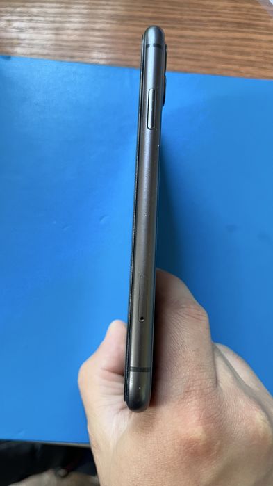 Iphone 11 б/у отличном сост