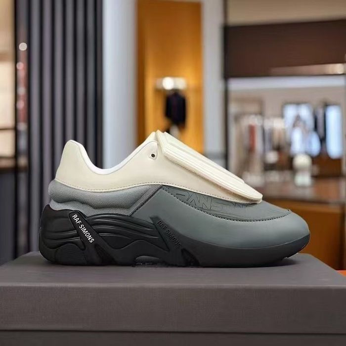 Raf Simons Antei