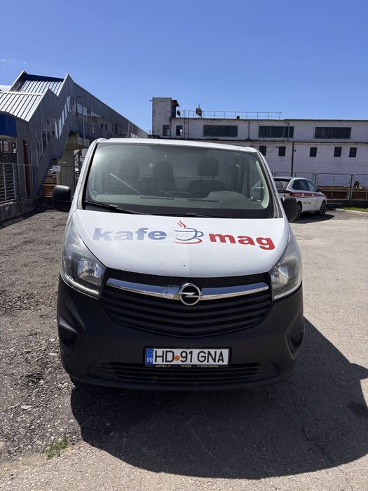 Opel Vivaro 2015 1.6 Diesel (115 CP) Aer Condiționat