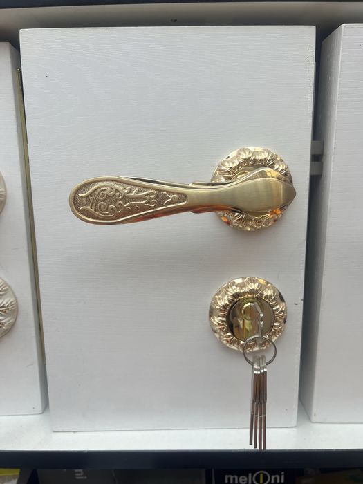 Дверные замки в широком ассартименте