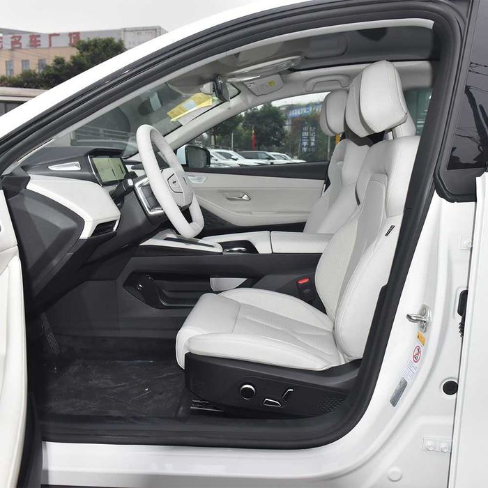 Changan Deepal SL03 200 max naqd va halol nasiya