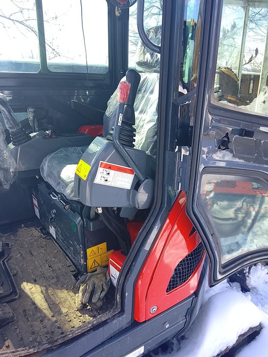 Miniexcavator kubota u25 Nou de închiriat sau vanz