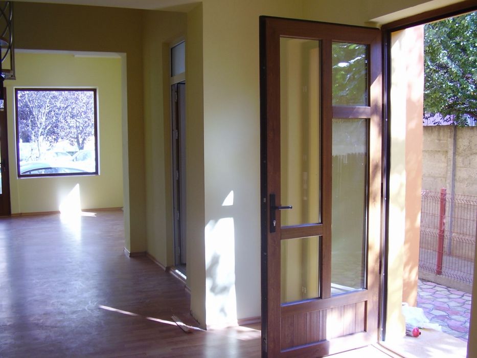 Spatiu comercial stradal