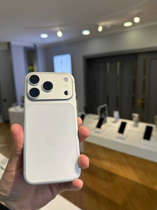 Muddatli to'lov iPhone 17 Pro 256GB Yangi 1 Sim