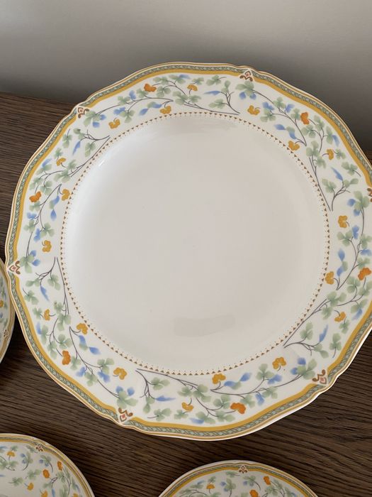 Сервиз чайно-столовый 32 предмета