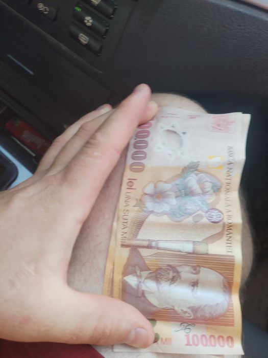Vand 2 bagnote vezhii de 100.000