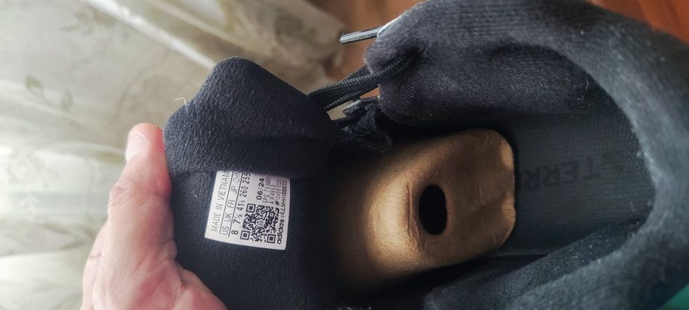 Зимние ботинки adidas