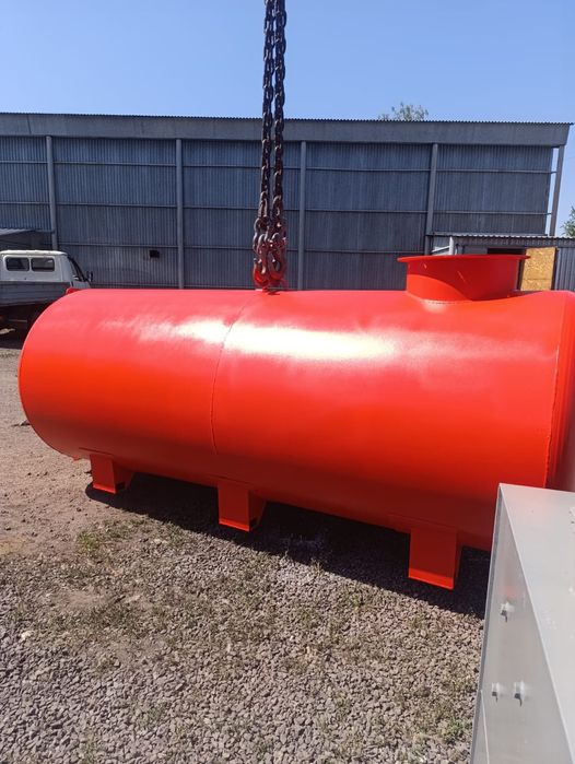 Автоцистерна вакуумная 4куба