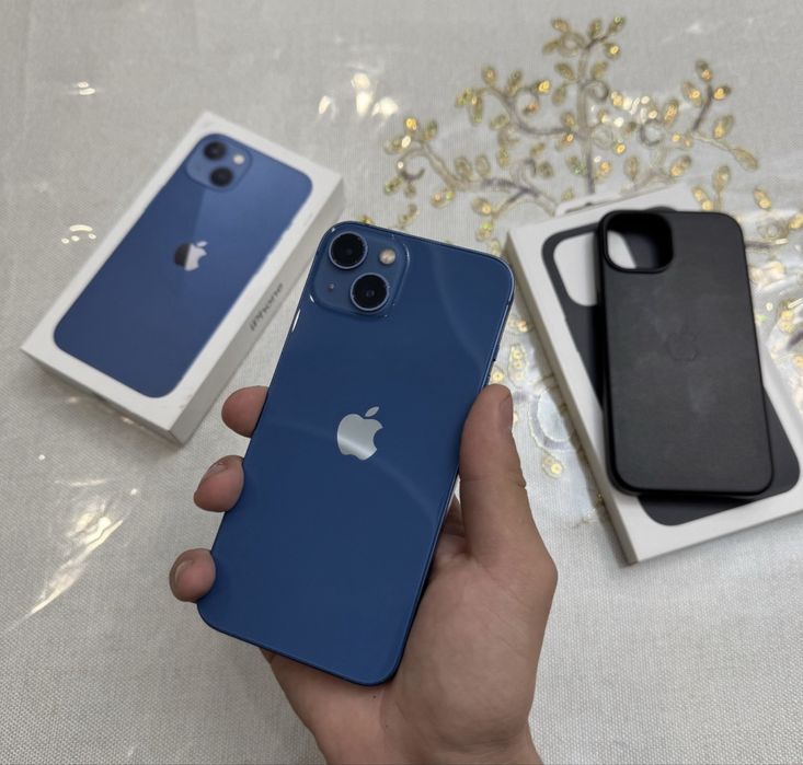 Продам Iphone 13 128