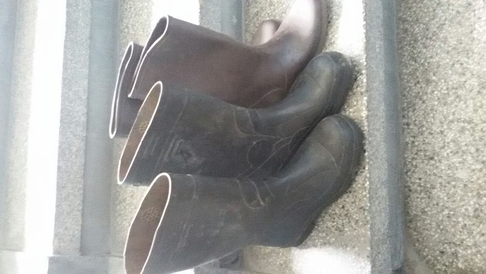 Гумени български ботуши