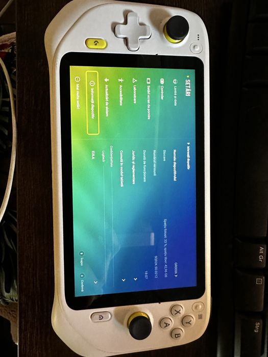 Consola portabila Logitech g cloud