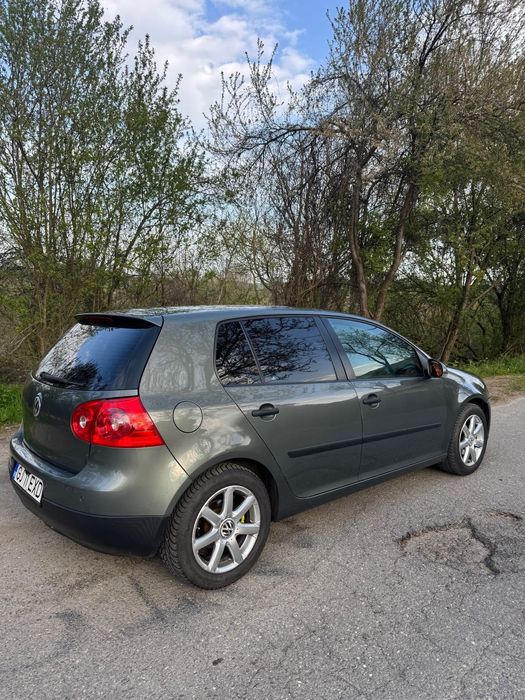 Vând mașină personală, golf 5(140cp).